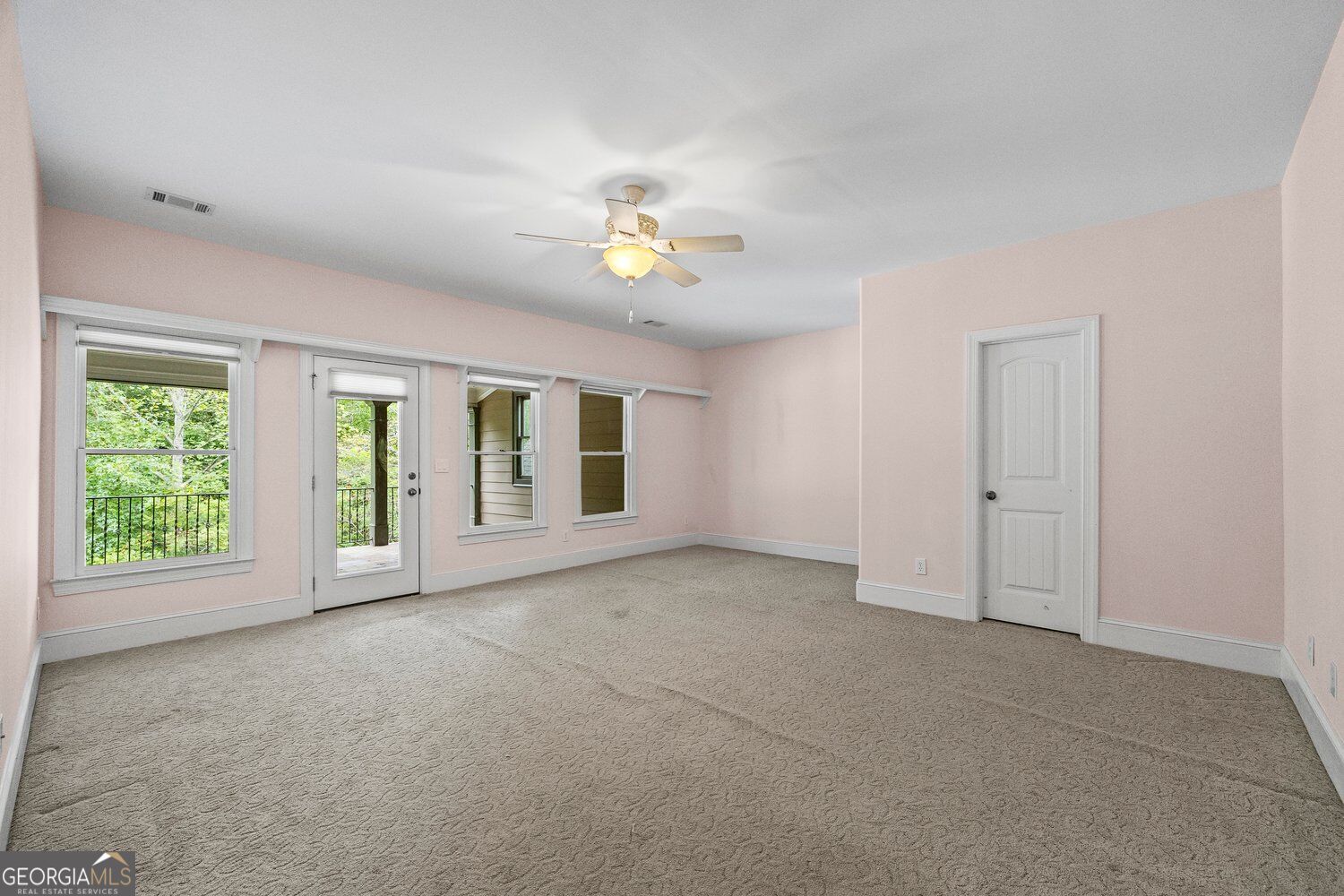 536 St Ives Walk Property Photo 34