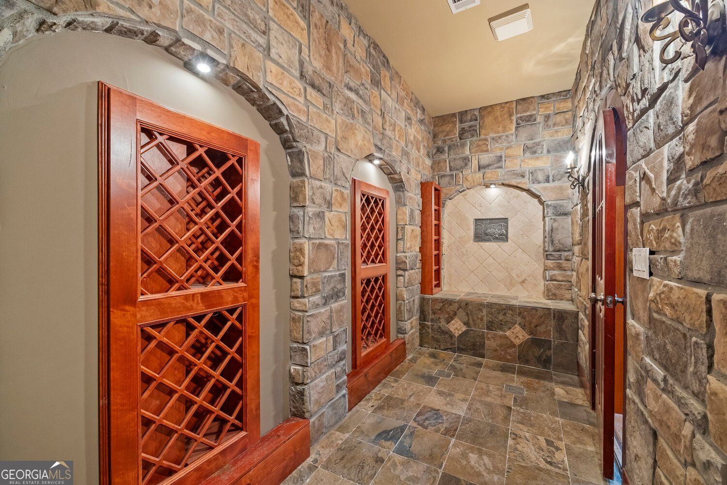 536 St Ives Walk Property Photo 67