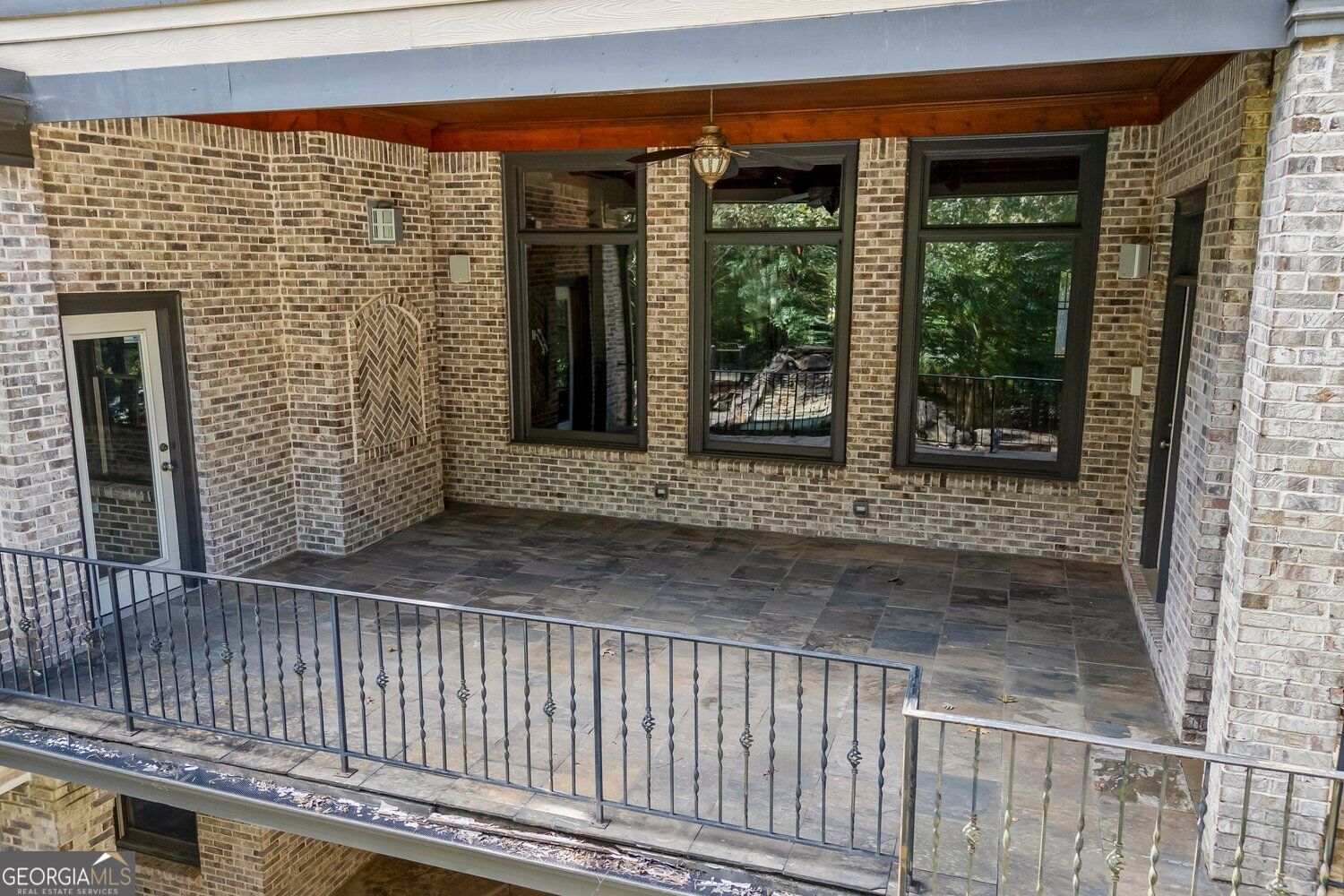 536 St Ives Walk Property Photo 95