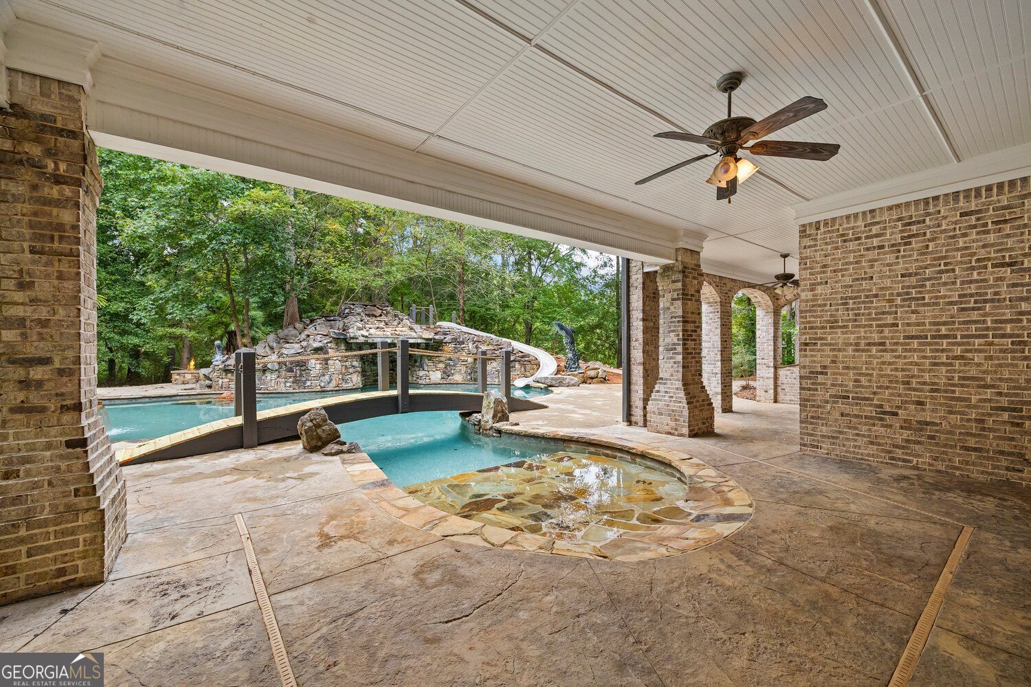 536 St Ives Walk Property Photo 102