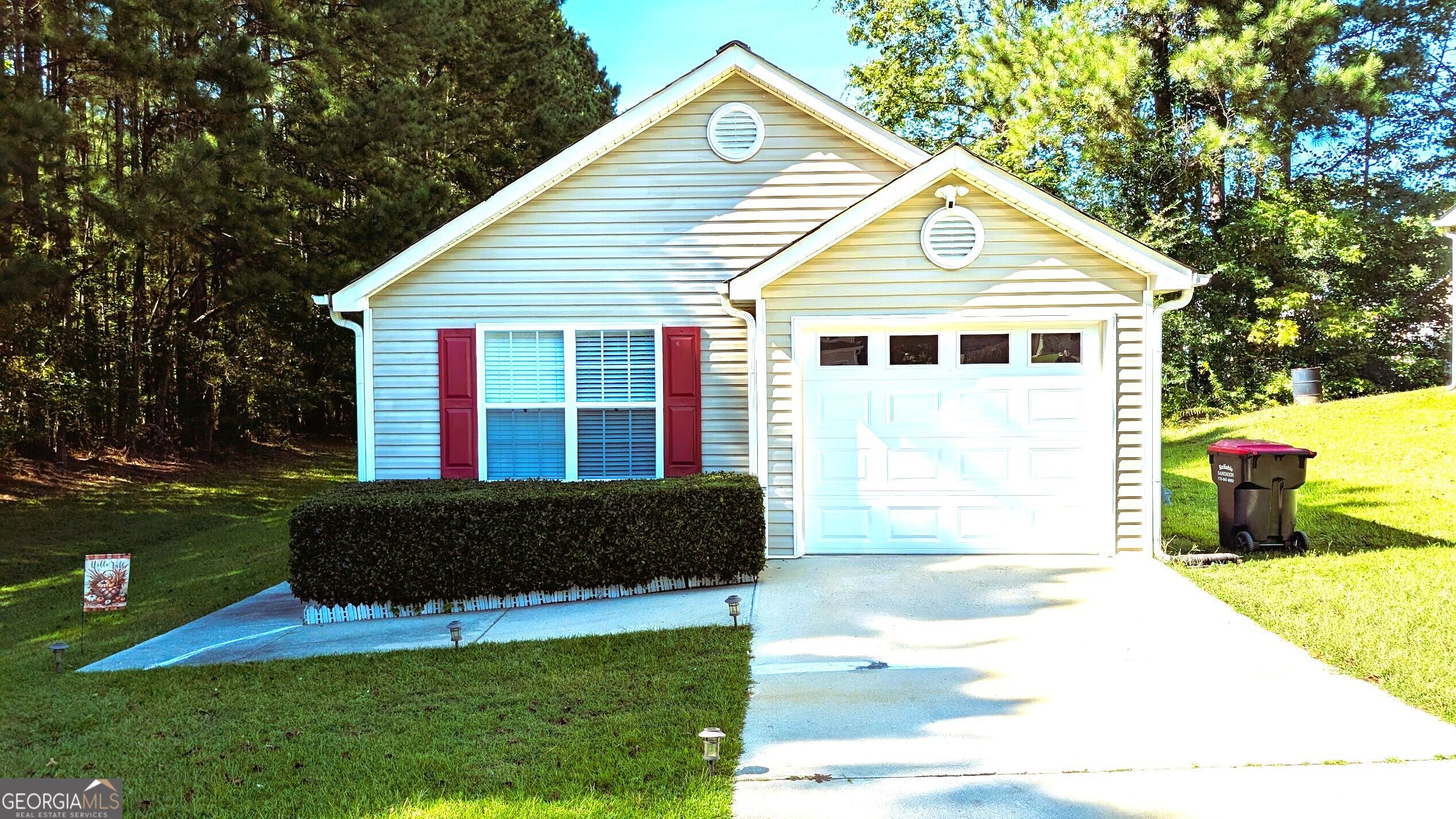 1373 Danby Court Property Photo 1