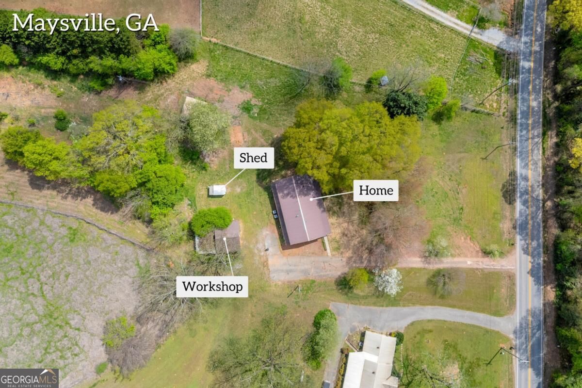 8606 Holly Springs Road Property Photo 4