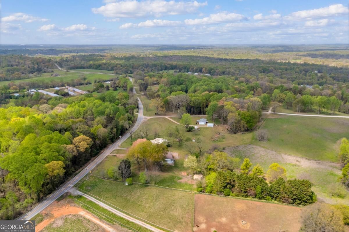 8606 Holly Springs Road Property Photo 8