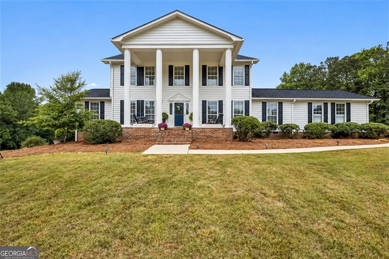 32 Quail Run Property Photo 2