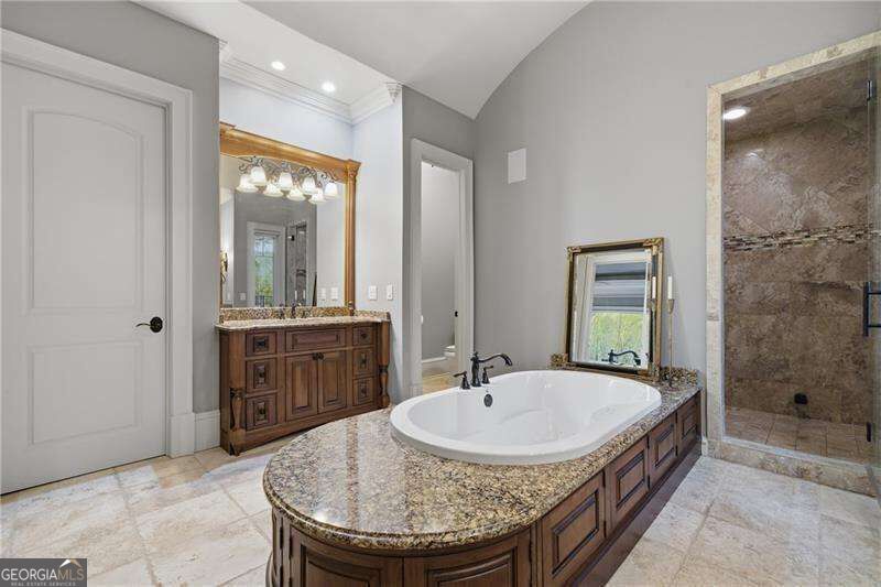 210 Etowah Landing Property Photo 16