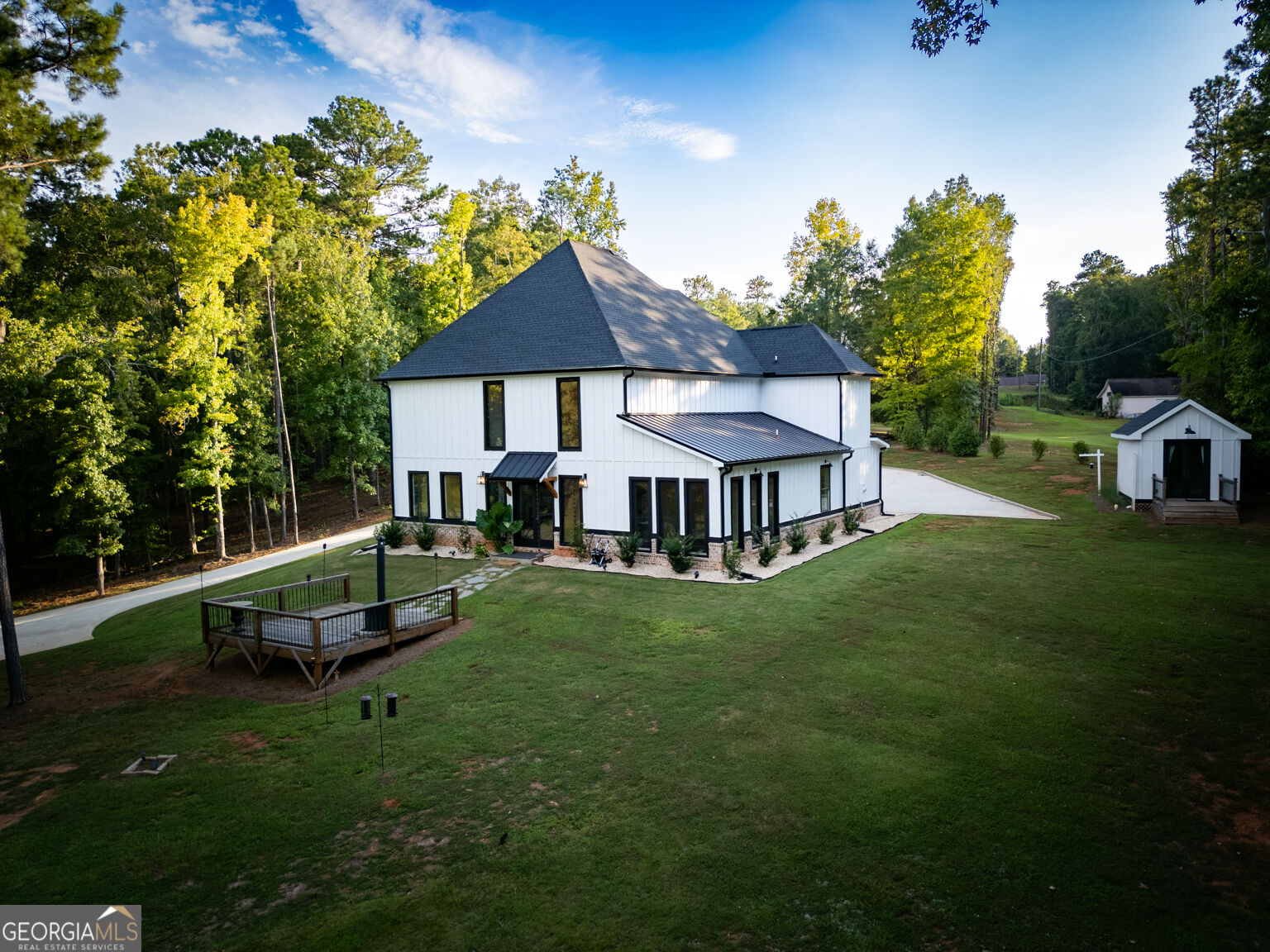 391 Parker Road Property Photo 6