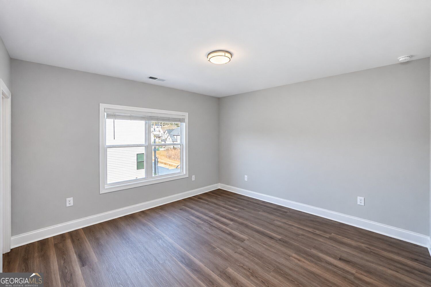 1375 Walking Way Property Photo 28