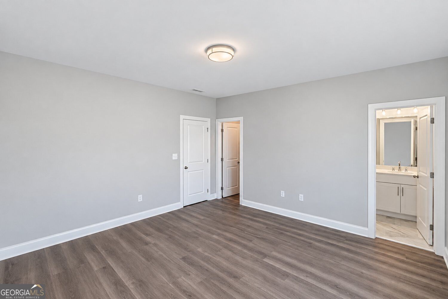 1375 Walking Way Property Photo 29