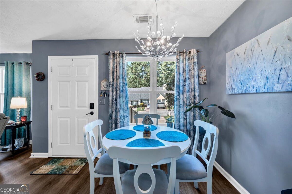 137 Gentle Breeze Court Property Photo 14