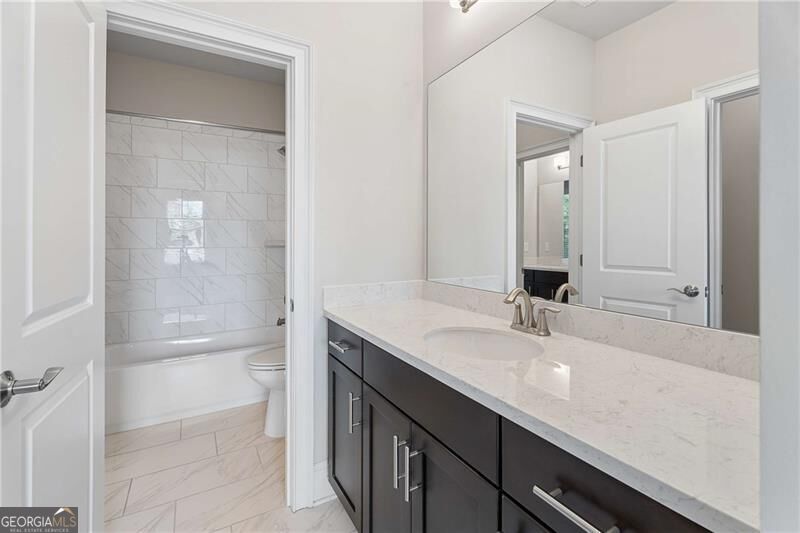 1810 Geranium Lane Property Photo 12