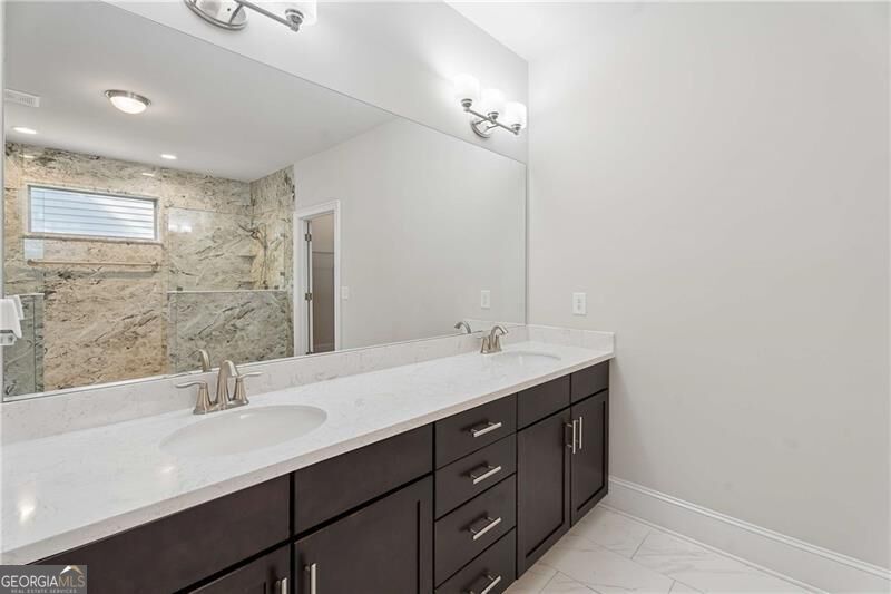 1810 Geranium Lane Property Photo 28
