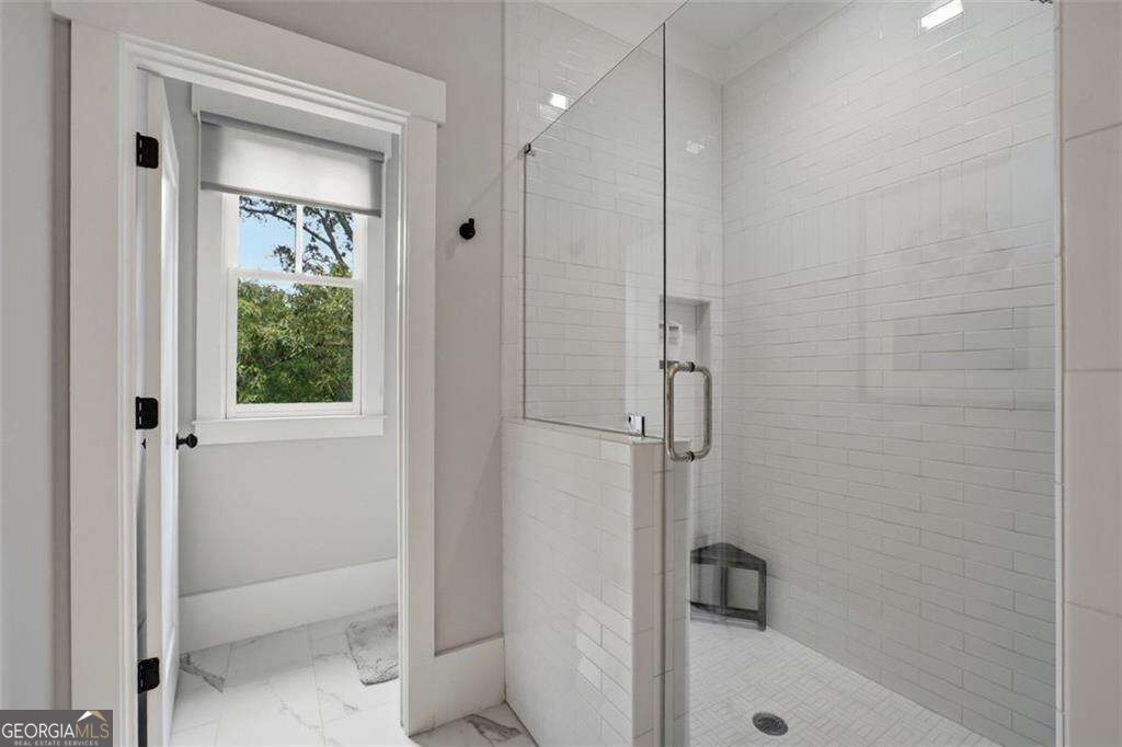 1033 Endeavour Court Property Photo 15