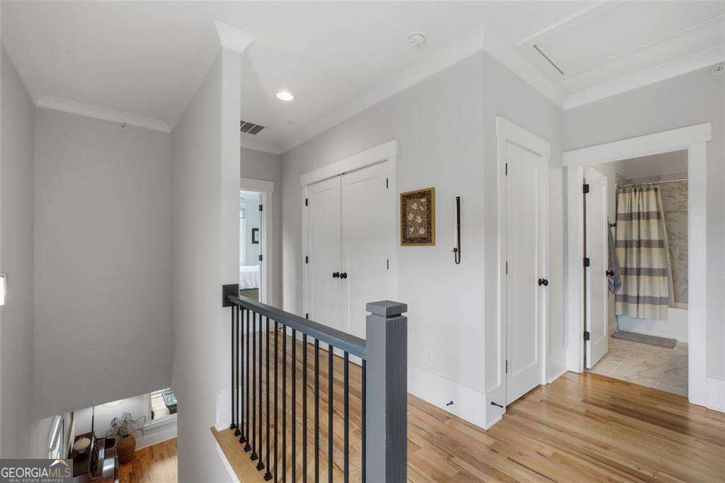 1033 Endeavour Court Property Photo 19