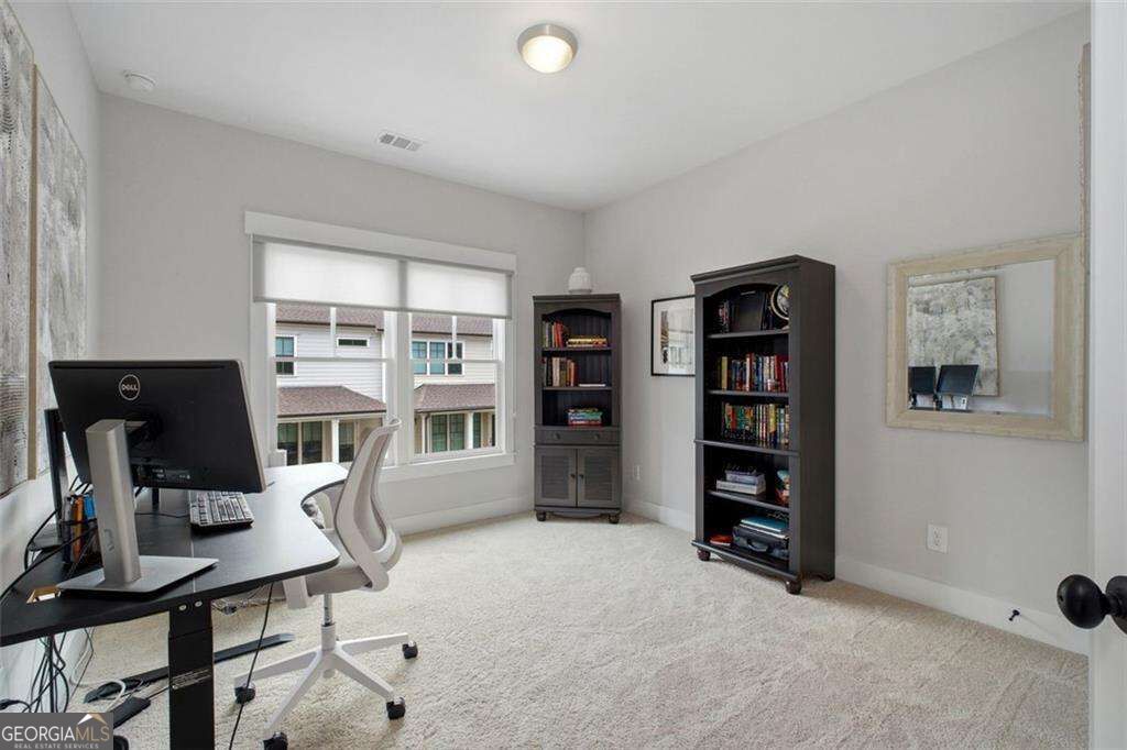 1033 Endeavour Court Property Photo 20