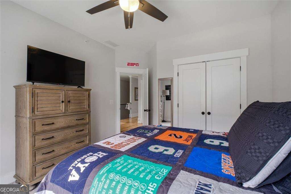 1033 Endeavour Court Property Photo 24