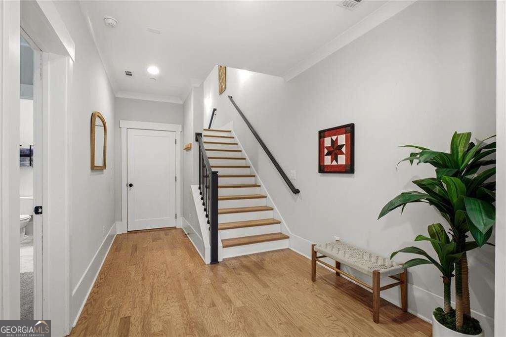 1033 Endeavour Court Property Photo 25