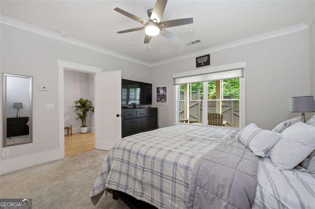 1033 Endeavour Court Property Photo 28