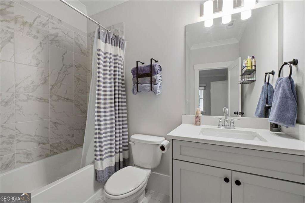 1033 Endeavour Court Property Photo 29