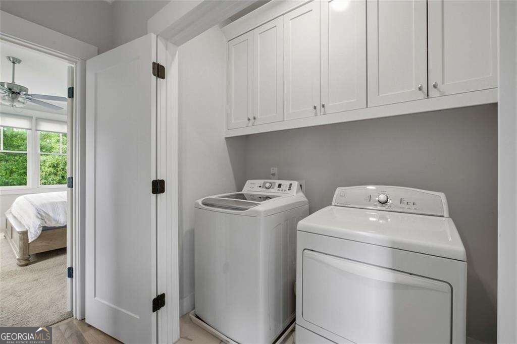 1033 Endeavour Court Property Photo 33