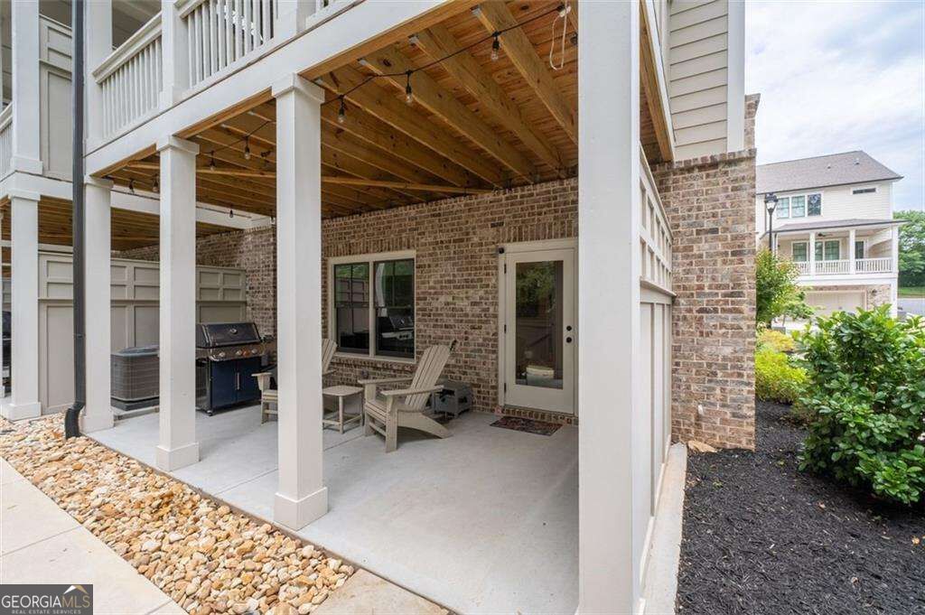 1033 Endeavour Court Property Photo 37