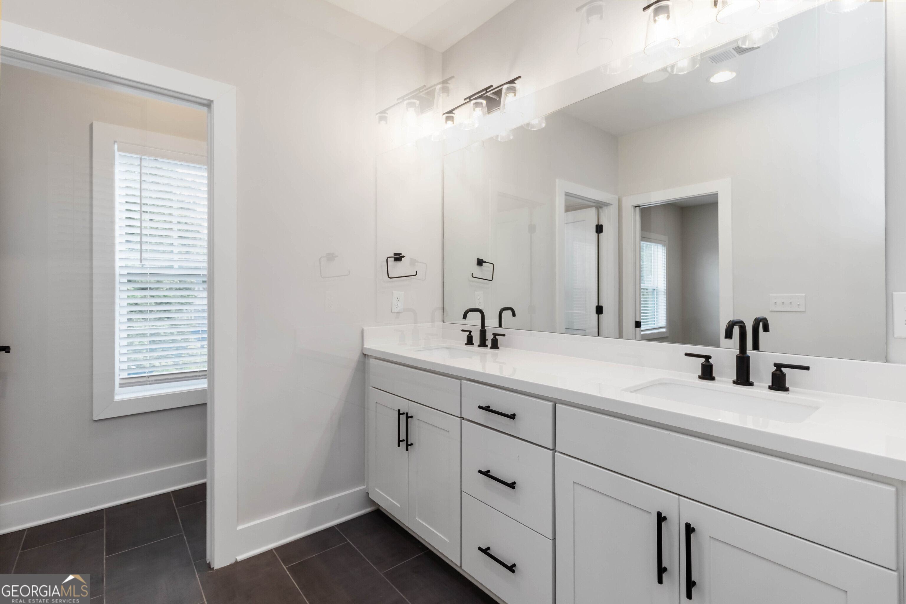 2461 Sycamore Road Nw Property Photo 18