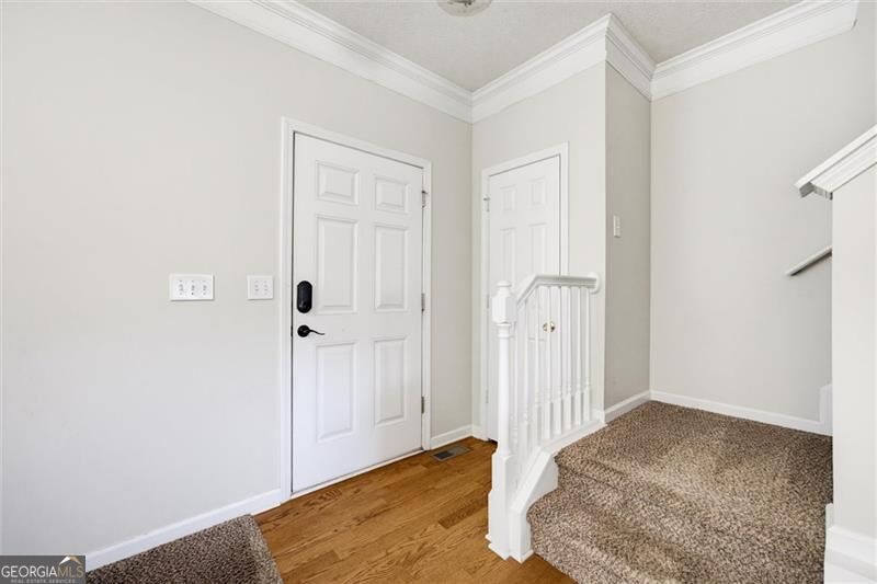 720 Breeze Lane Property Photo 7