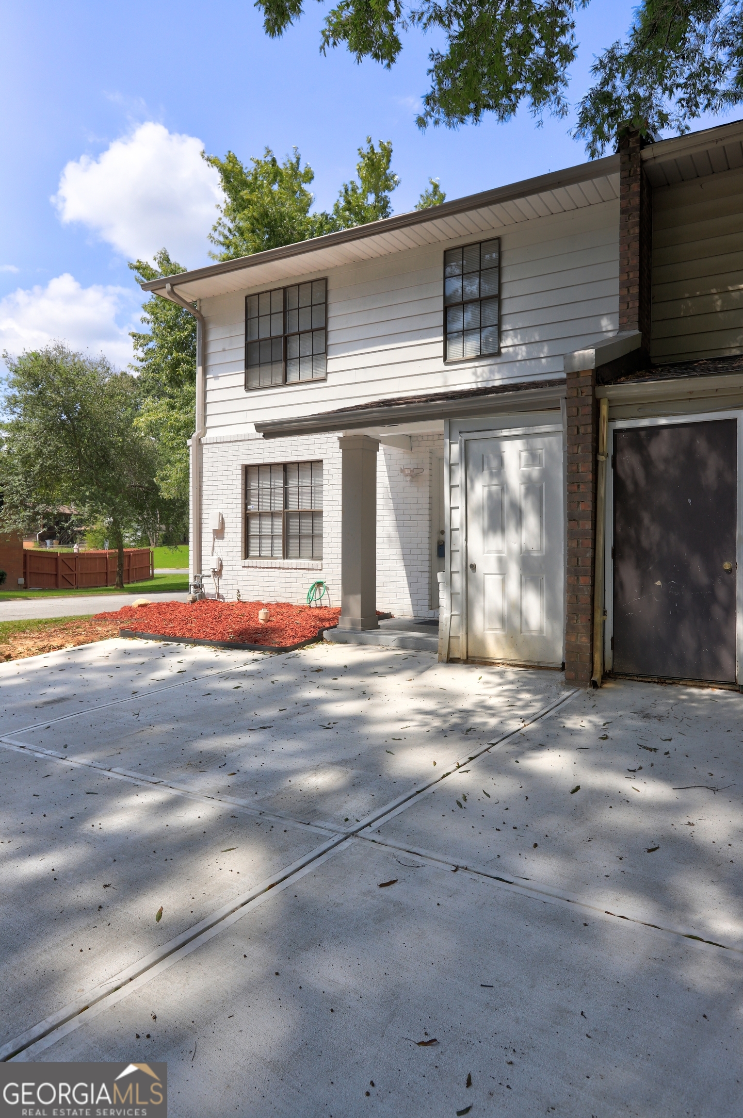 738 Dunaire Way Property Photo 3