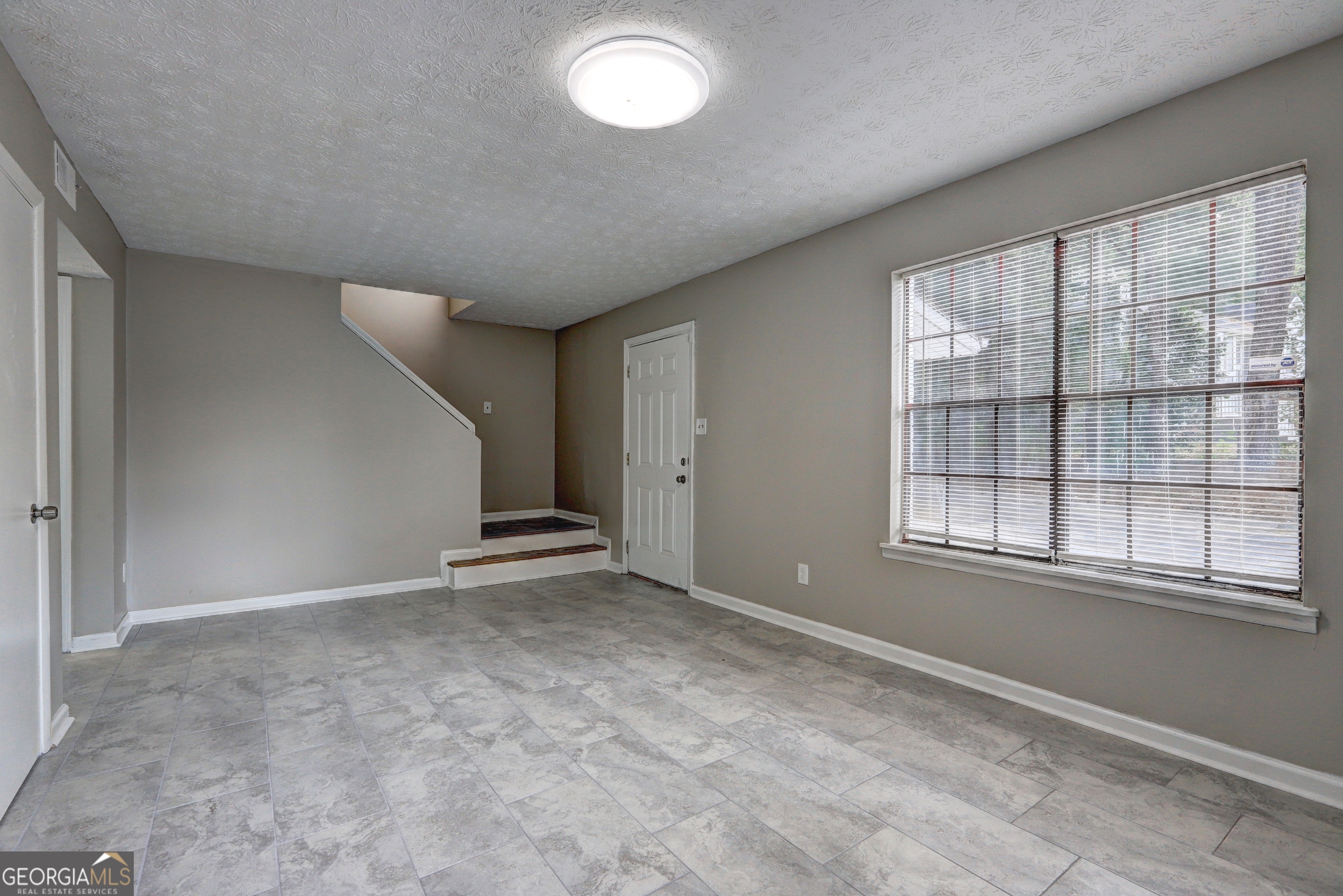 738 Dunaire Way Property Photo 10