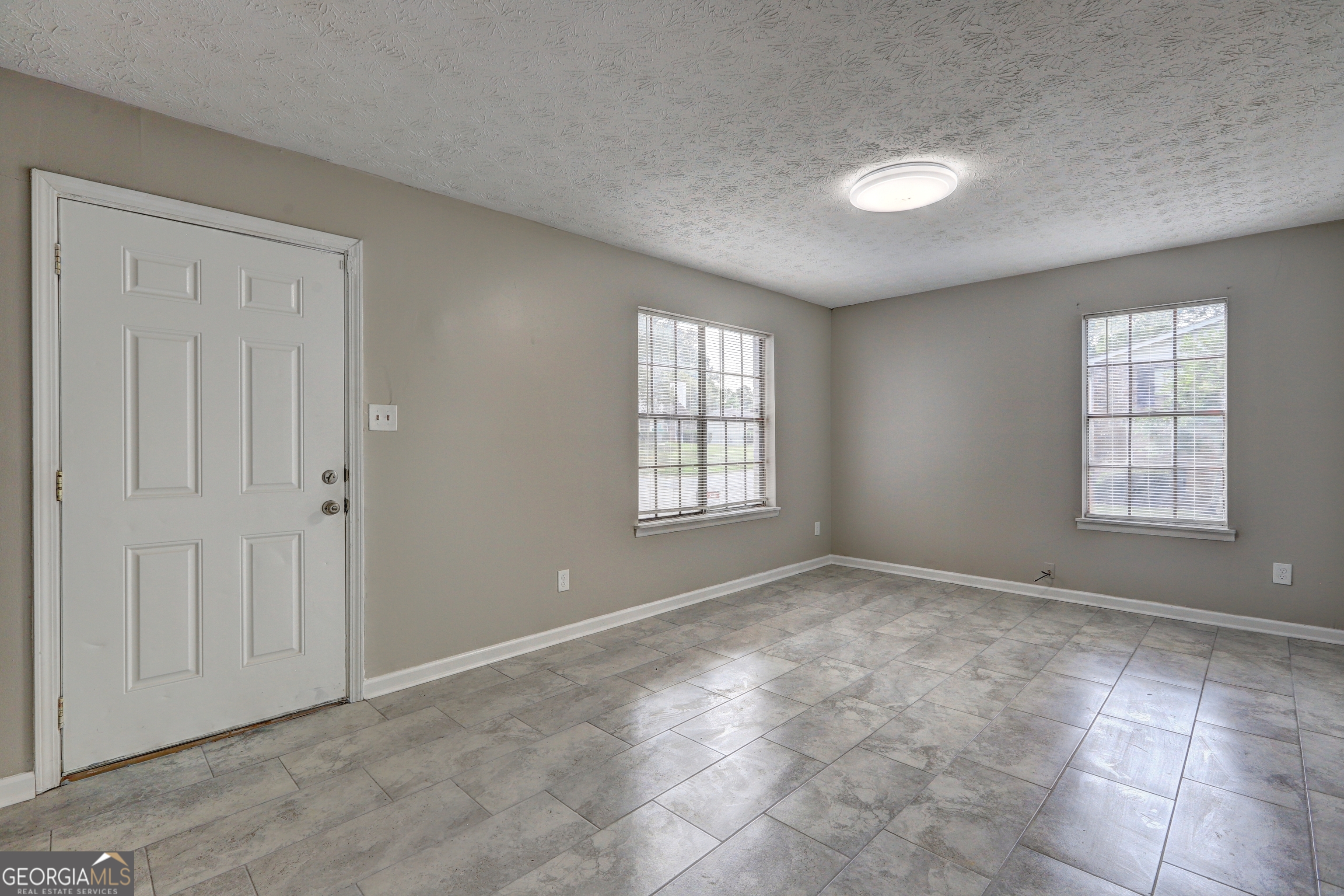 738 Dunaire Way Property Photo 11