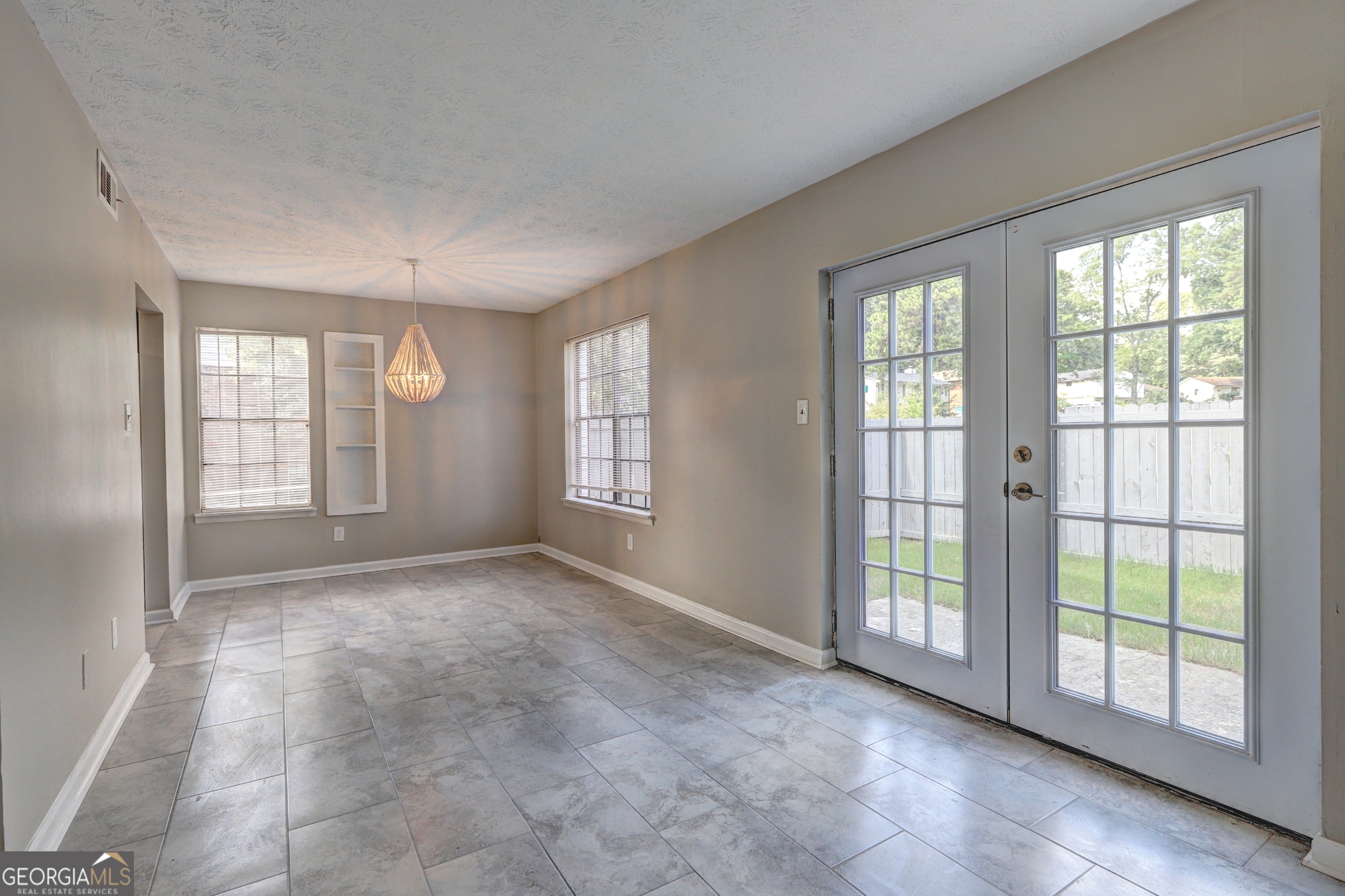 738 Dunaire Way Property Photo 16