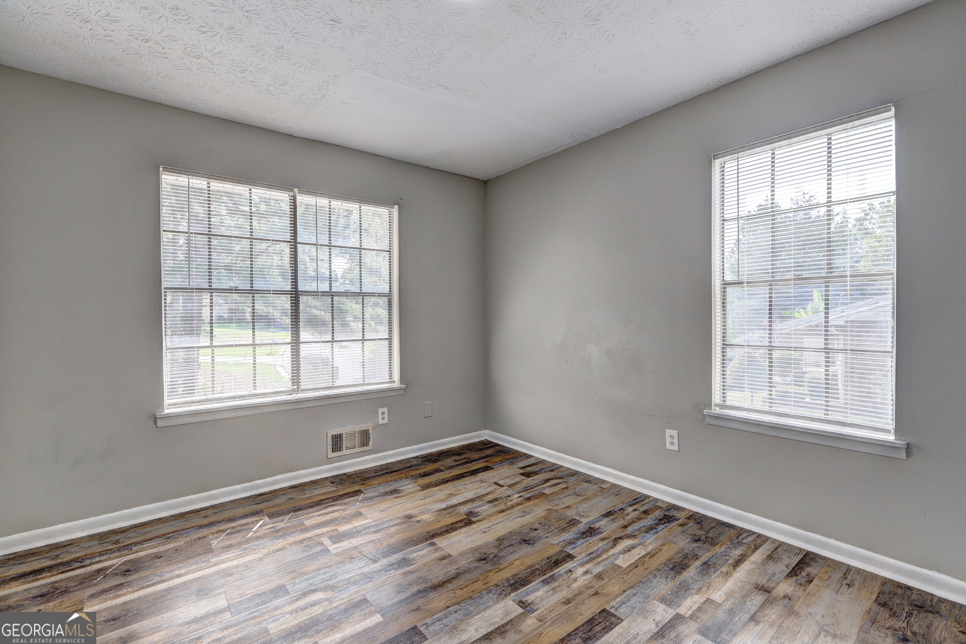 738 Dunaire Way Property Photo 30