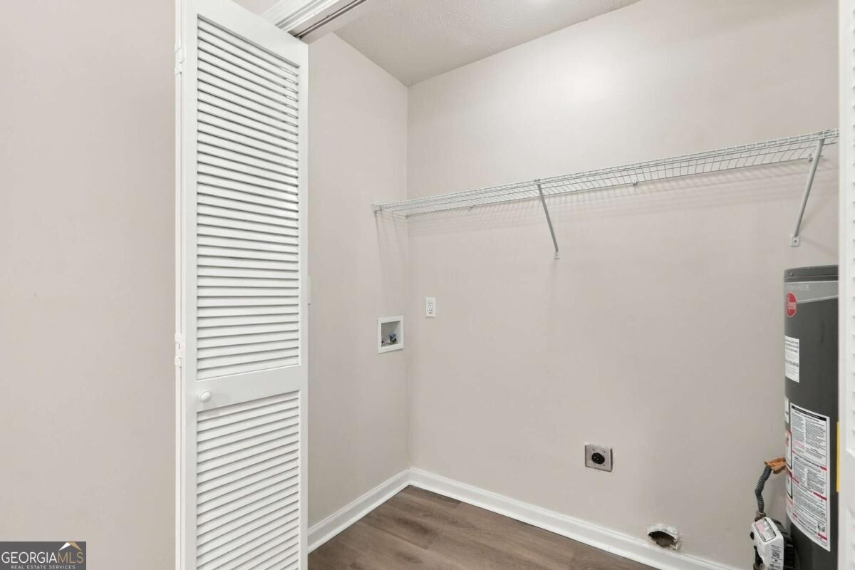 2624 Majestic Way Property Photo 12