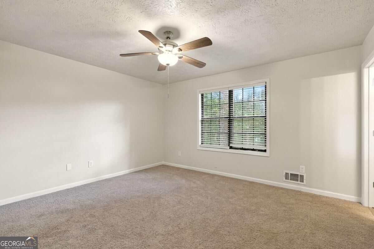 2624 Majestic Way Property Photo 13