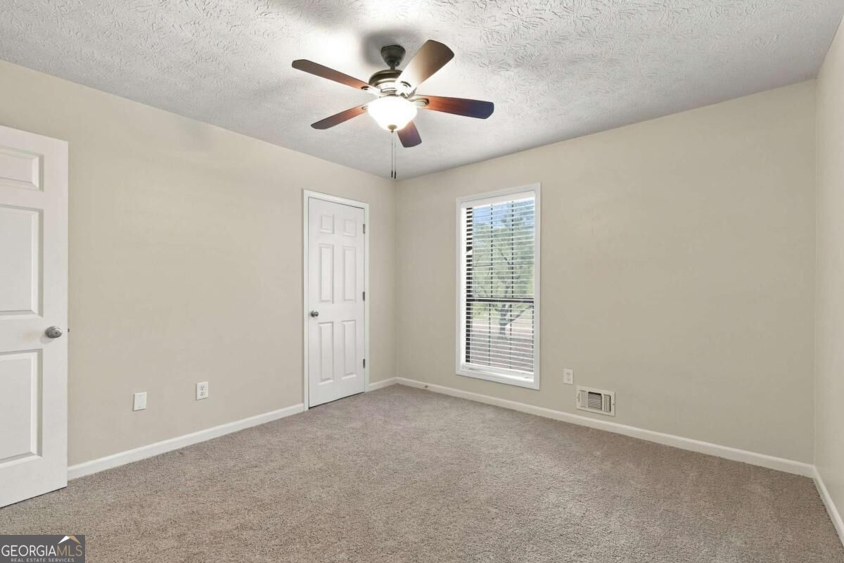 2624 Majestic Way Property Photo 15