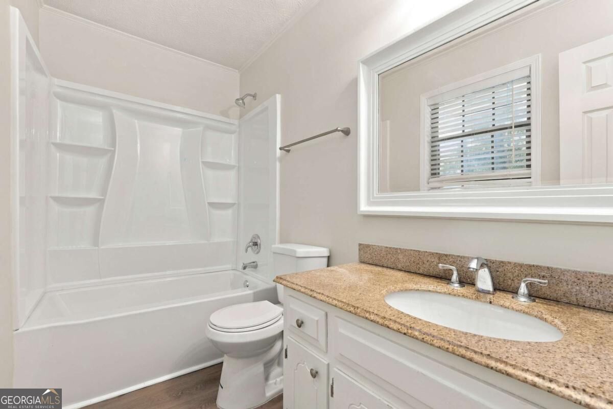 2624 Majestic Way Property Photo 16