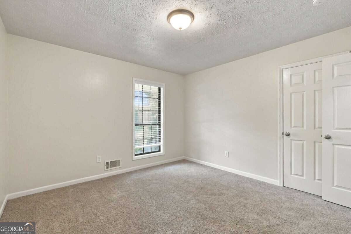2624 Majestic Way Property Photo 18