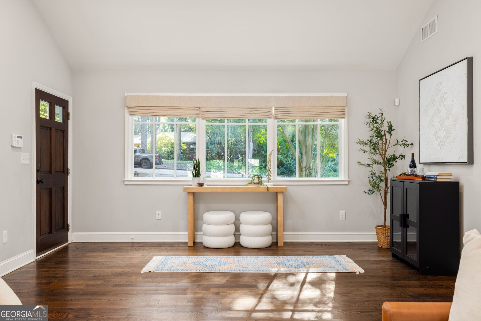 1241 Oldfield Road Property Photo 4