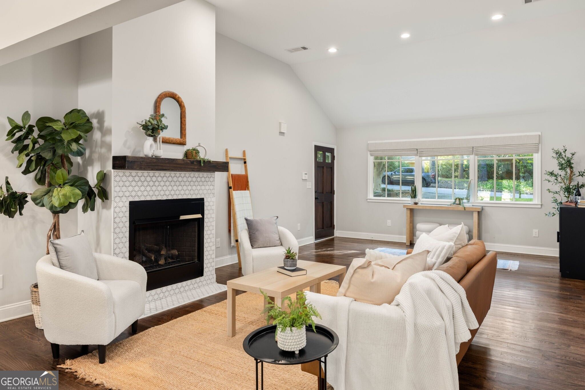 1241 Oldfield Road Property Photo 6