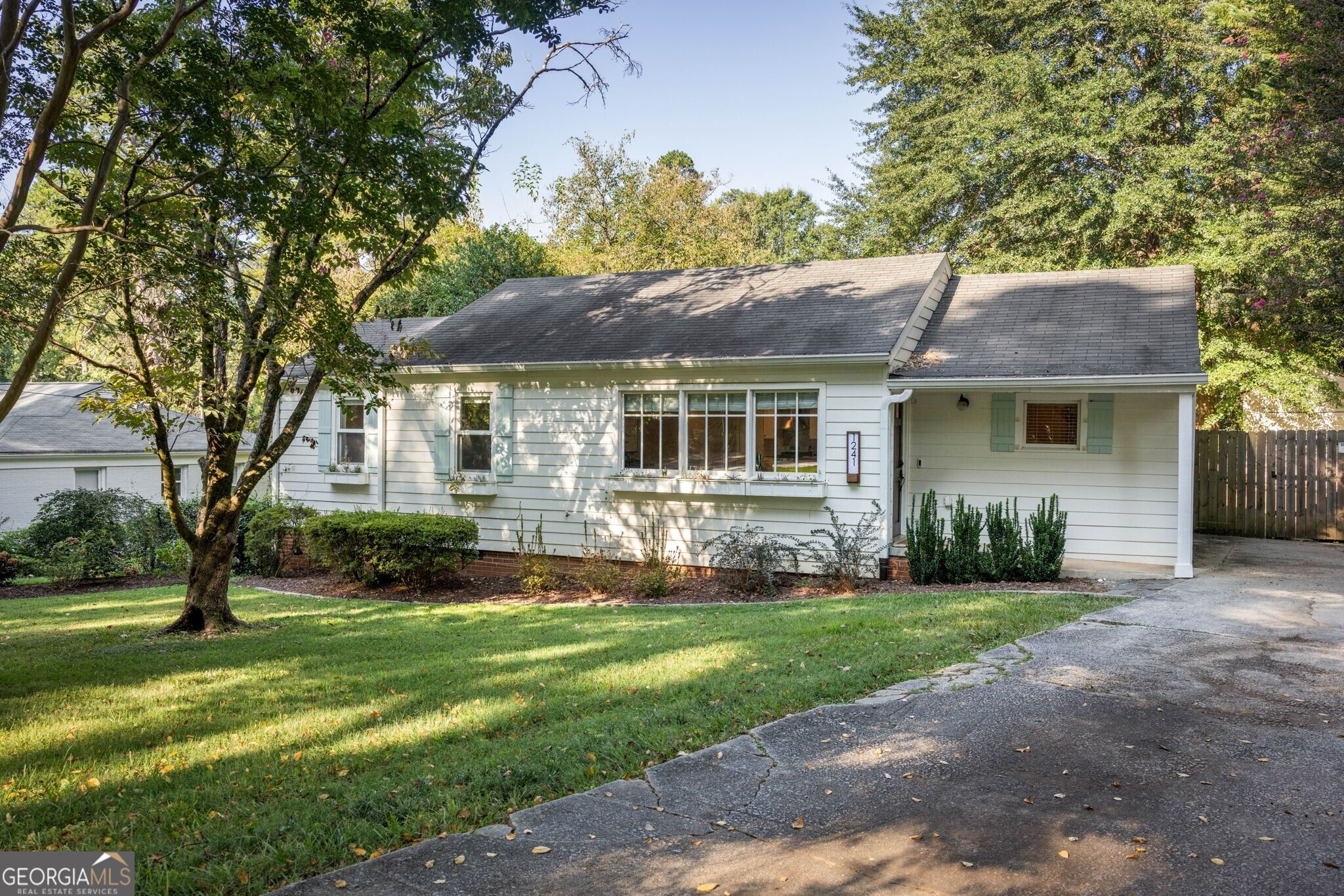 1241 Oldfield Road Property Photo 42