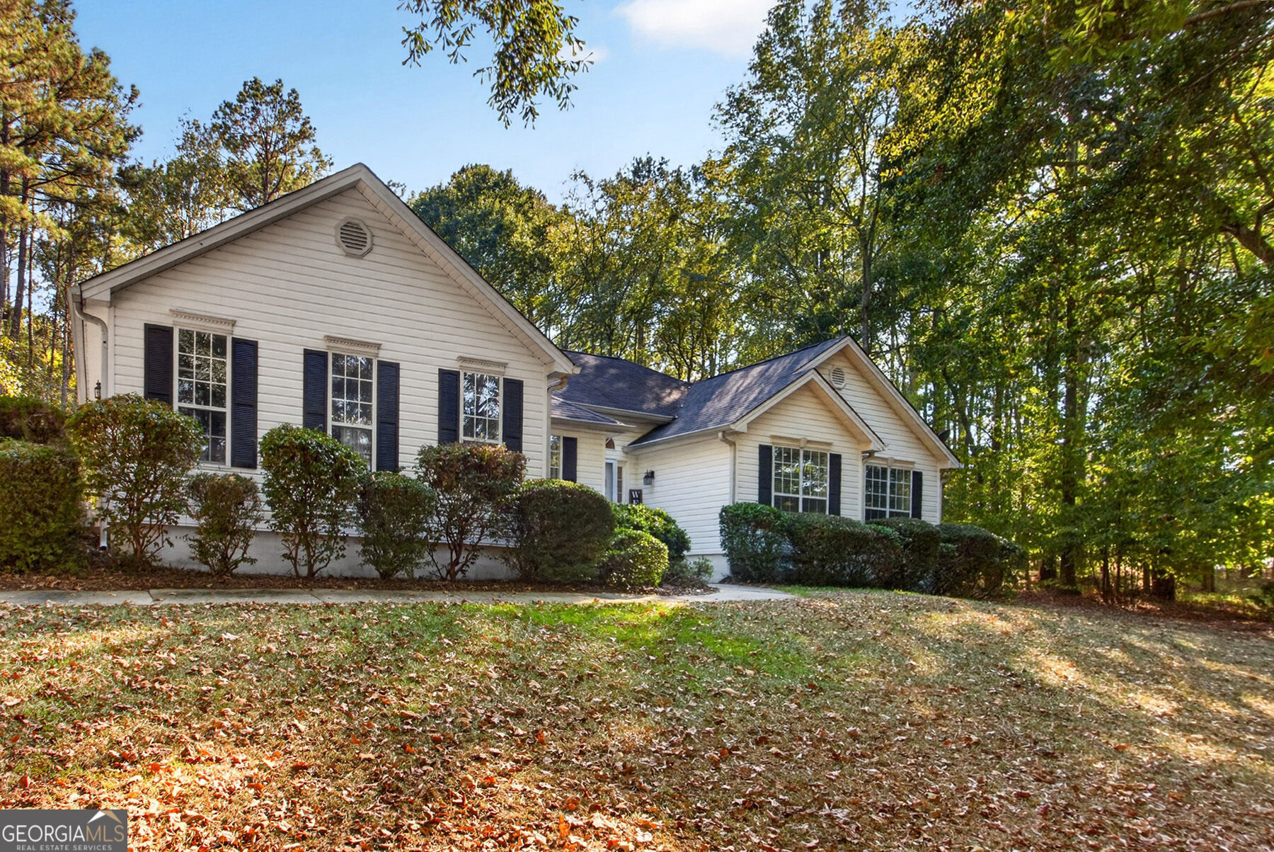 27 Hickory Lane Property Photo 3
