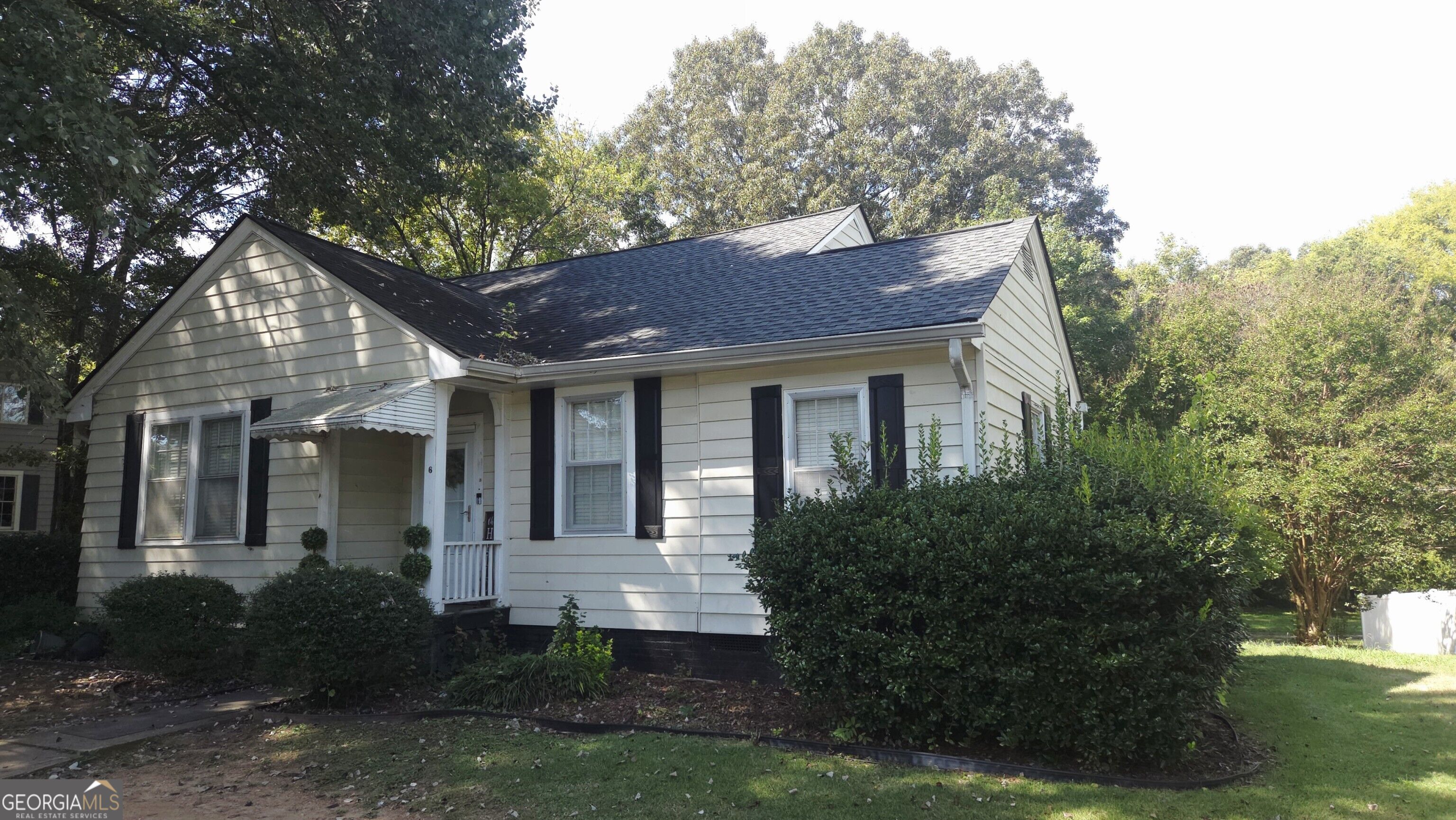 6 N Terrace Avenue Property Photo 1