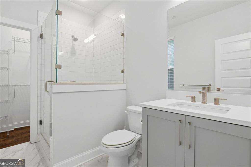 579 Broadview Place Ne Property Photo 11