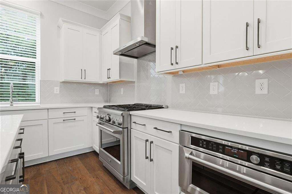 579 Broadview Place Ne Property Photo 21