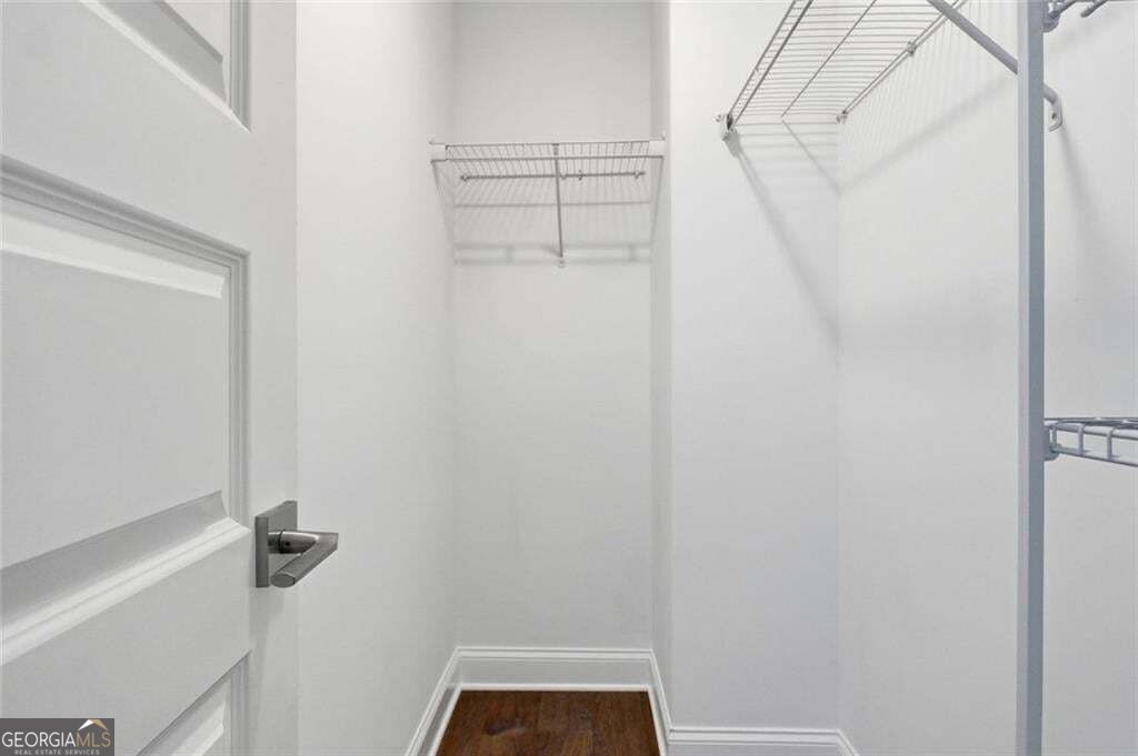 579 Broadview Place Ne Property Photo 37