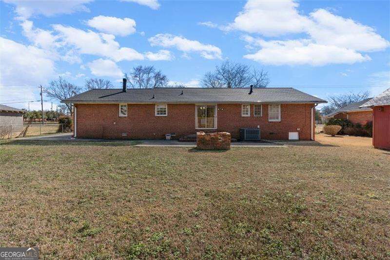 213 Cook Street Property Photo 32