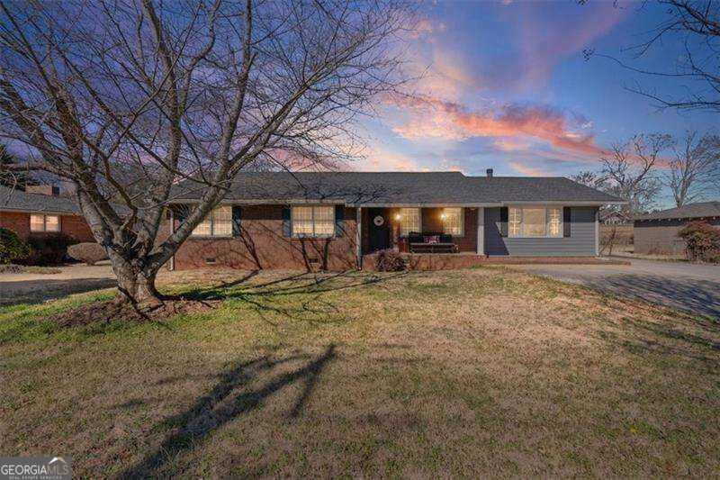 213 Cook Street Property Photo 46
