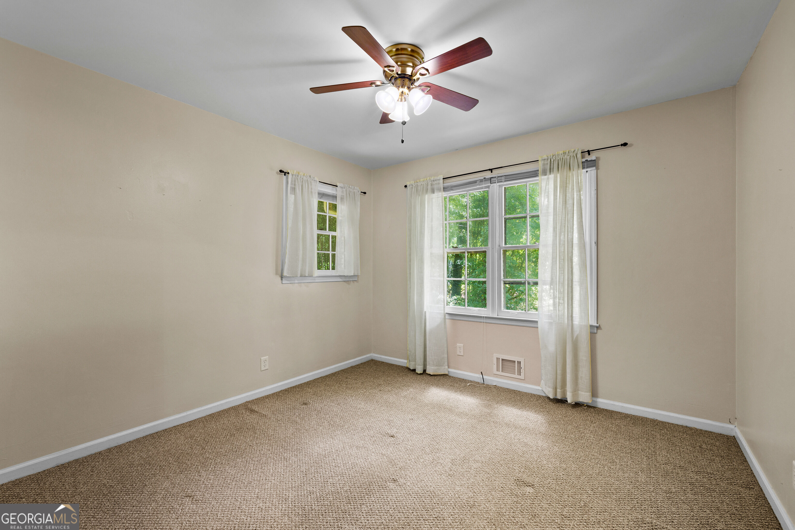 119 Hickory Avenue Property Photo 24