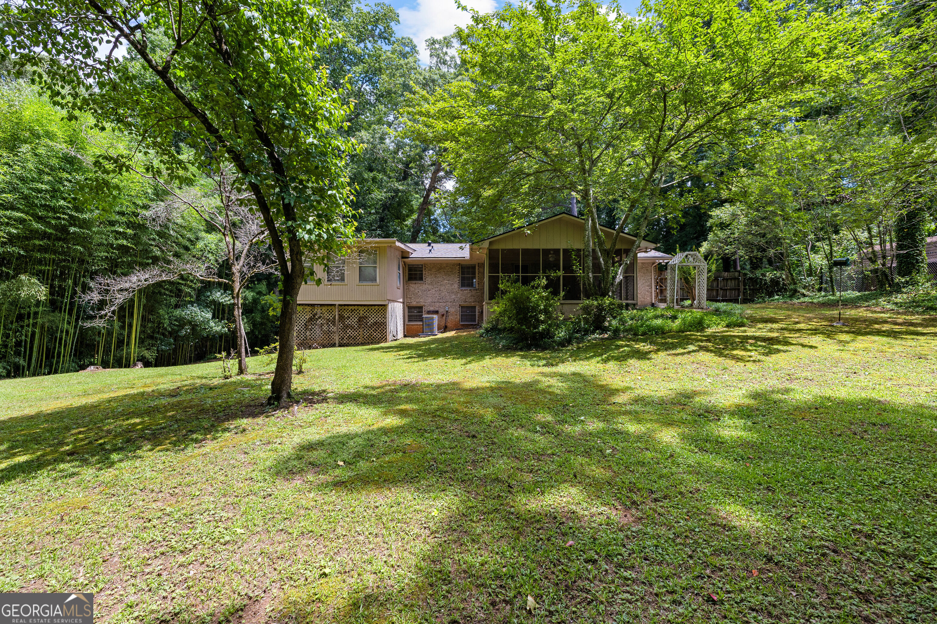 119 Hickory Avenue Property Photo 39