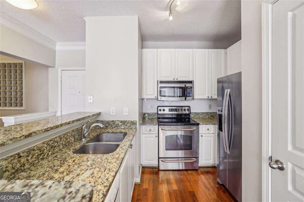 10 Perimeter Summit Boulevard Ne # 3206 Property Photo 8