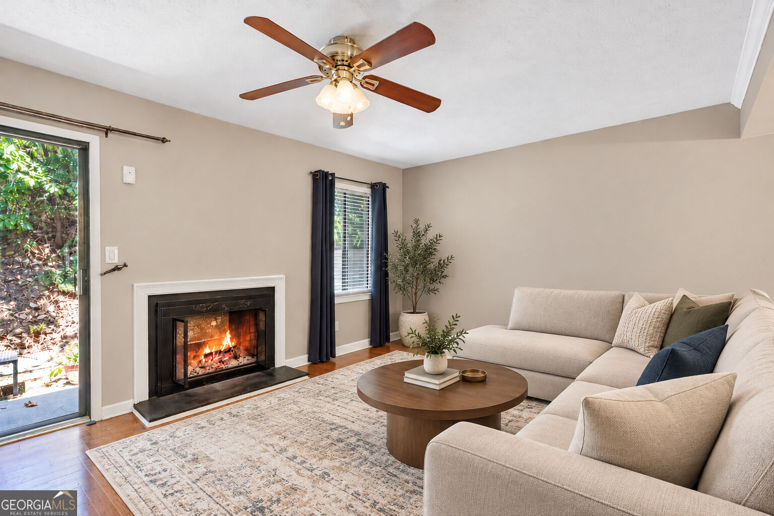 2877 Torreya Way Se Property Photo 4